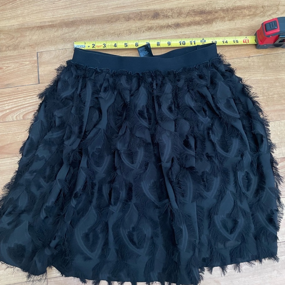 H&M Black Textured Mini Skirt size 8
